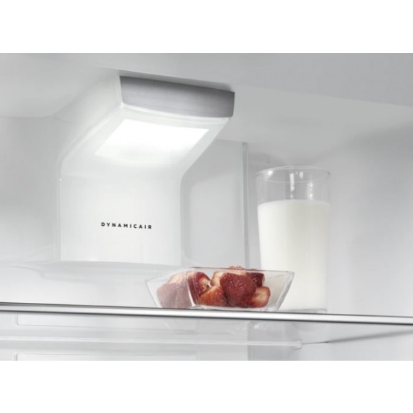 AEG SFE818E1DS Frigorifero Monoporta da incasso con celletta Freezer Altezza  177,2 cm - Volume netto 260 litri - Classe E - Cerniere a Destra con porta  Reversibile - DynamicAir - Monoporta - Frigoriferi incasso -  Elettrodomestici da Incasso